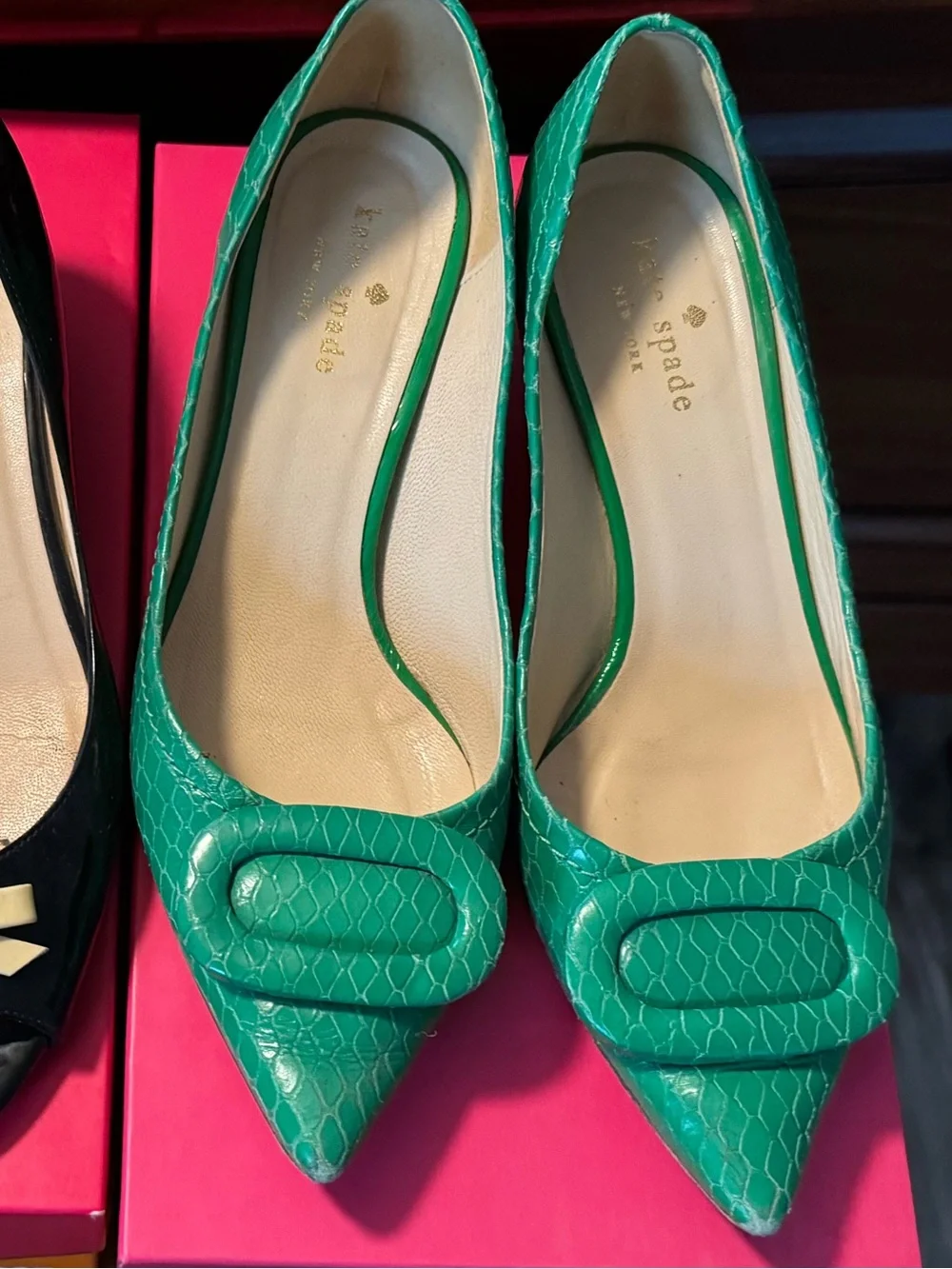 kate spade Green Pointed Toe Low Heel Pumps with Bow Accent